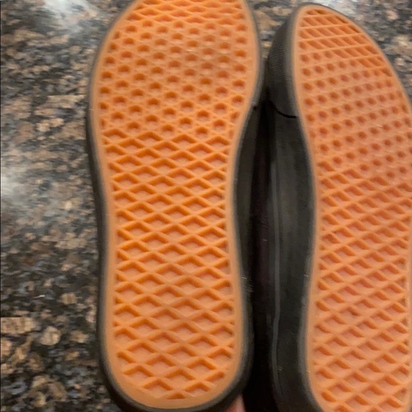 Vans - Picture 4 of 4